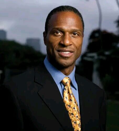 “A Legendary Career Comes to an End: Willie Gault’s Emotional Farewell to Tennessee Leaves Fans and Teammates in Tears, as the Beloved Athlete Announces His Retirement with a Heartfelt Message